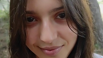 કિશોર (18+)