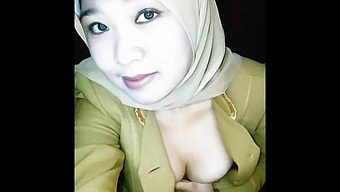 Amateur Hijab Mix In Turkish-Arabic-Asian Photo 31