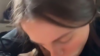 Пришло Время Насладиться Ощущением Классного Язычка На Моем Мужском Достоинстве! Ешь Мой Член Бесплатно